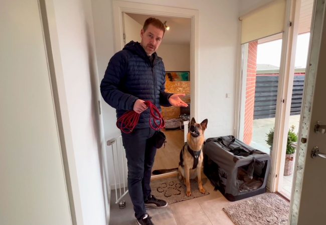 Roligt-ud-ad-d&oslash;ren